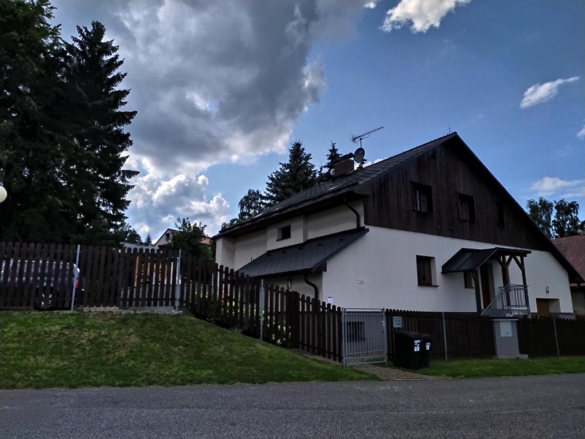 Haus Tolstejn Lejlighed Jiřetín pod Jedlovou Eksteriør billede