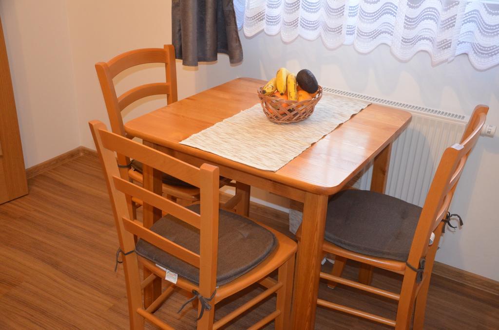 Haus Tolstejn Lejlighed Jiřetín pod Jedlovou Eksteriør billede