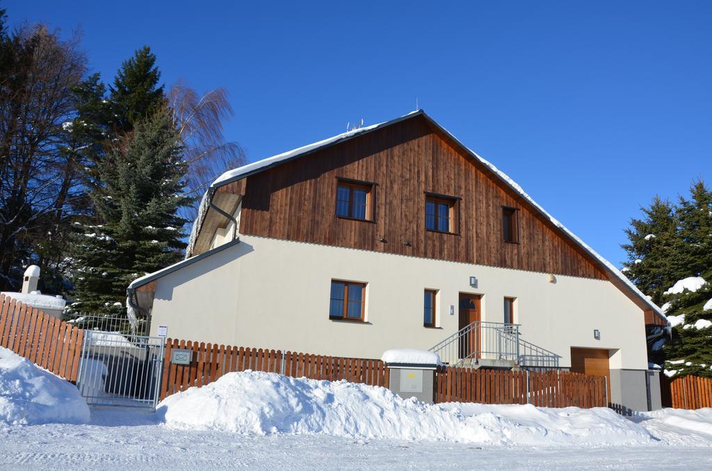 Haus Tolstejn Lejlighed Jiřetín pod Jedlovou Eksteriør billede