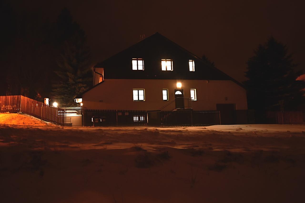Haus Tolstejn Lejlighed Jiřetín pod Jedlovou Eksteriør billede