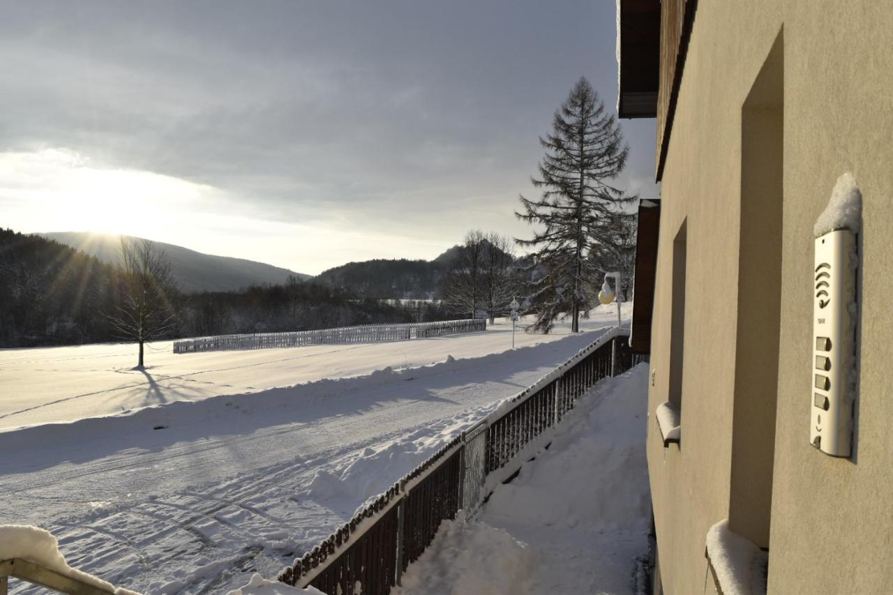 Haus Tolstejn Lejlighed Jiřetín pod Jedlovou Eksteriør billede